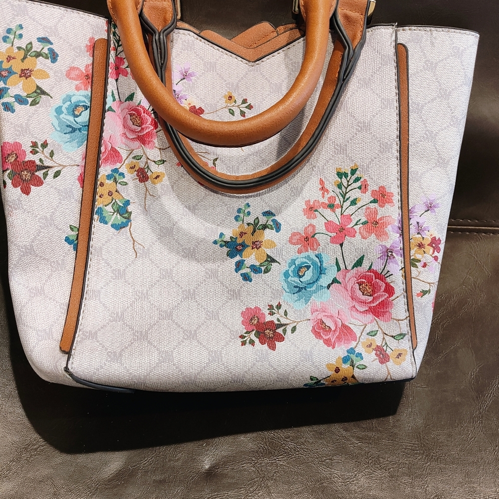 Purse - Picture 7 of 8